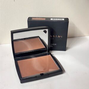 Anastasia Beverly Hills Powder Bronzer